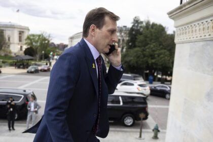 Dan Goldman’s Vote for Warrantless Spying Becoming Primary Election Issue