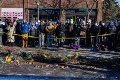 Trump Is Making an Enemy of the Gun Lobby by Justifying Minneapolis Killing