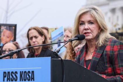 Congress Is Considering Abolishing Your Right to Be Anonymous Online