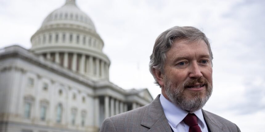 Thomas Massie Loses His Seat in a Win for Trump » The Guardline Thomas Massie Loses His Seat in a Win for Trump — and AIPAC