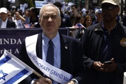 NY Comptroller’s Trip to Israel Raised Ethical Concerns, State Commission Said