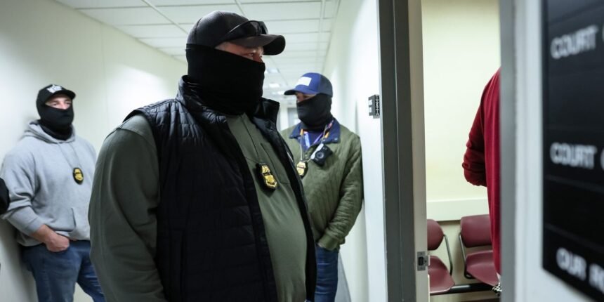 ICE Arrests Immigrants at New York Courts, Flouting Federal Judge Order