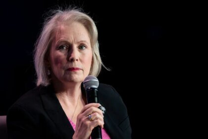 Crypto Darling Gillibrand’s 11th-Hour Flip-Flop Helps Block Trump Crypto Bill