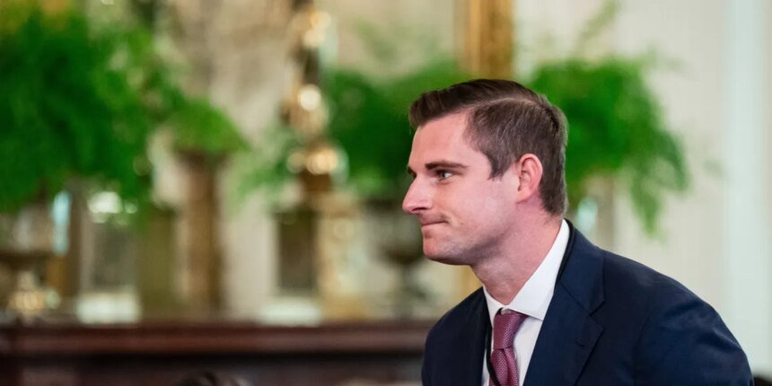 Crypto Super PAC Backs Dems in Midterms — Using Trump Ally